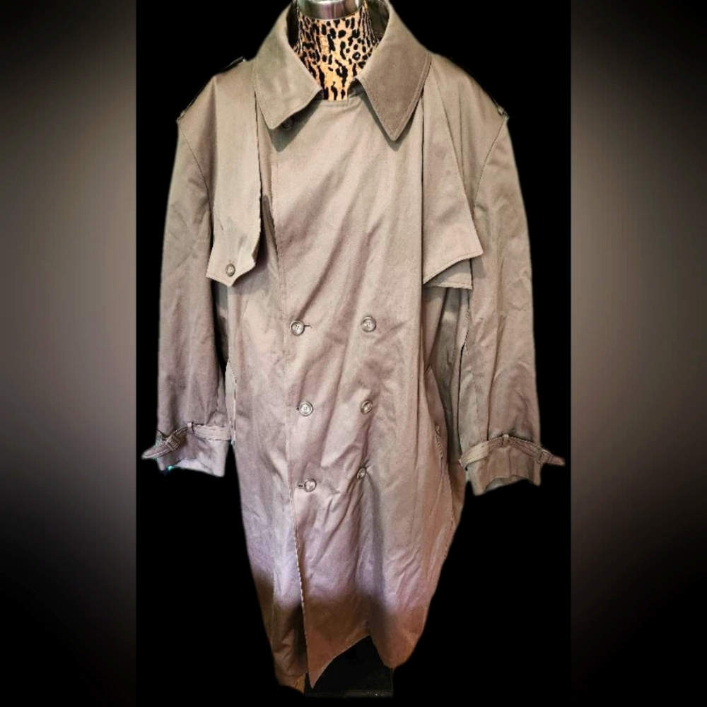 Mens 56R trench coat soft lining
